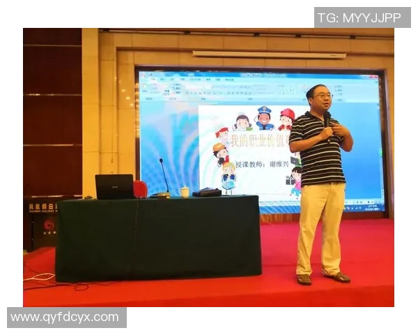 足球明星库特斯的职业生涯与成就全解析